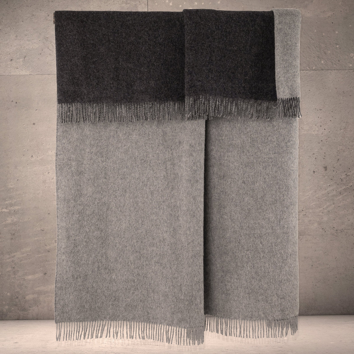 Highland Tweeds Reversible Double Cloth Throw - Silver/Grey
