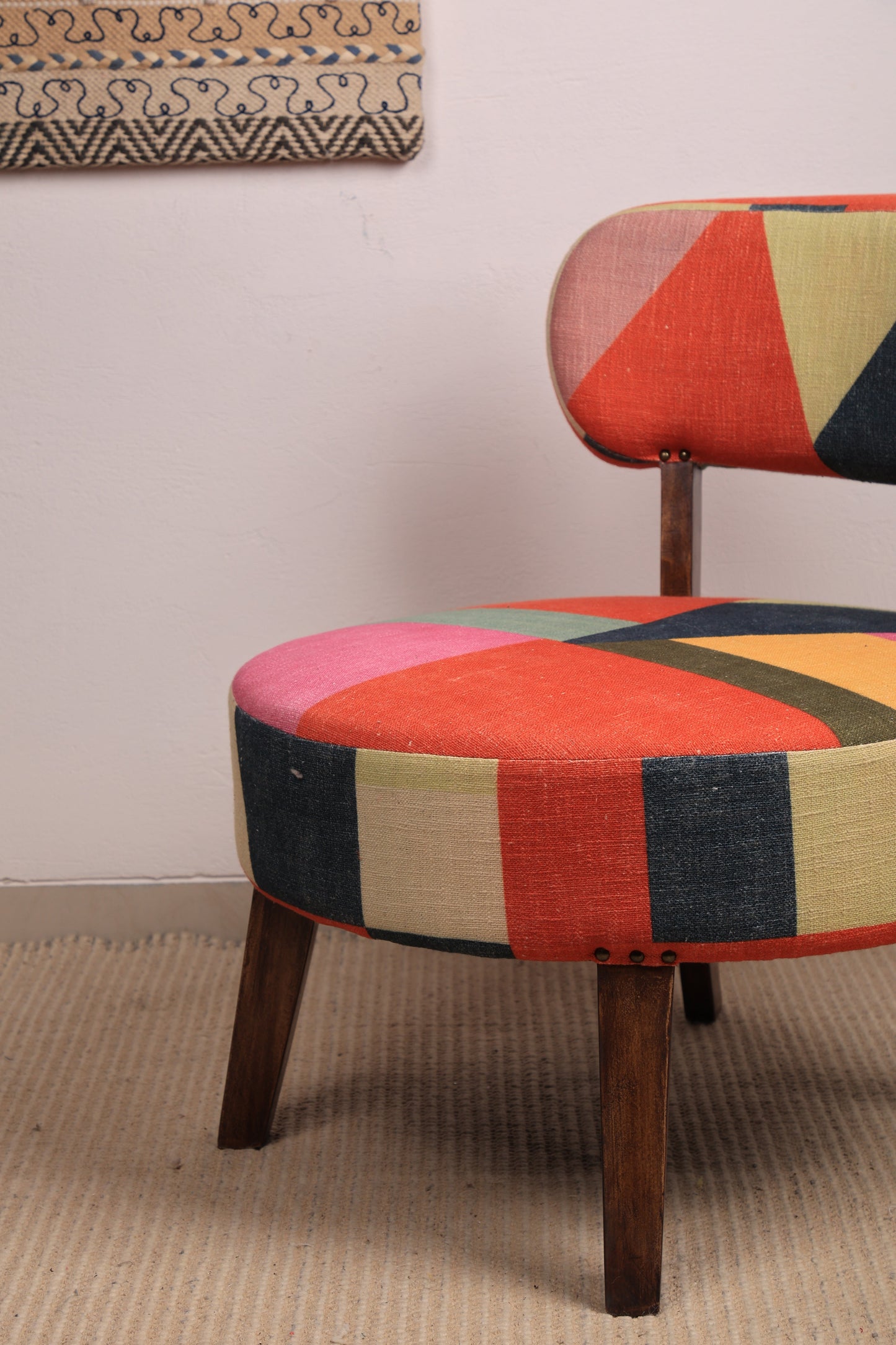 Rainbow Loom Round Accent Chair
