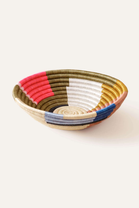 Kaleidoscope Handwoven Plateau Basket