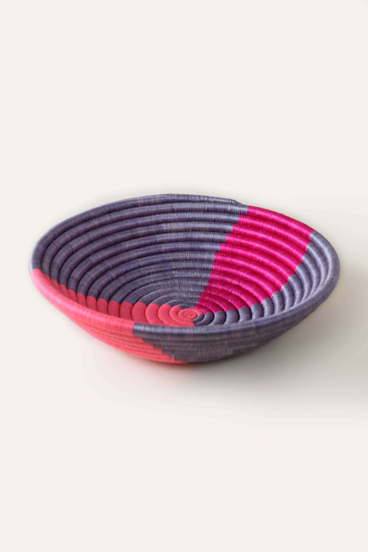 Twist Plateau Pink Handwoven Basket