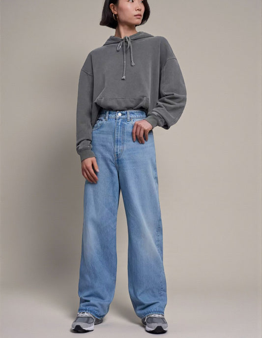 Levi's Women’s Wellthread High Loose Jeans (Size 28) image 1