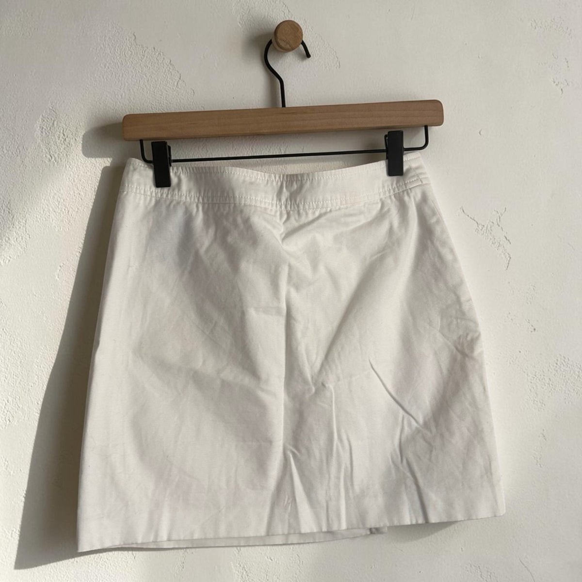 Burberry London White Zip-Front Cotton Mini Skirt | Size 4