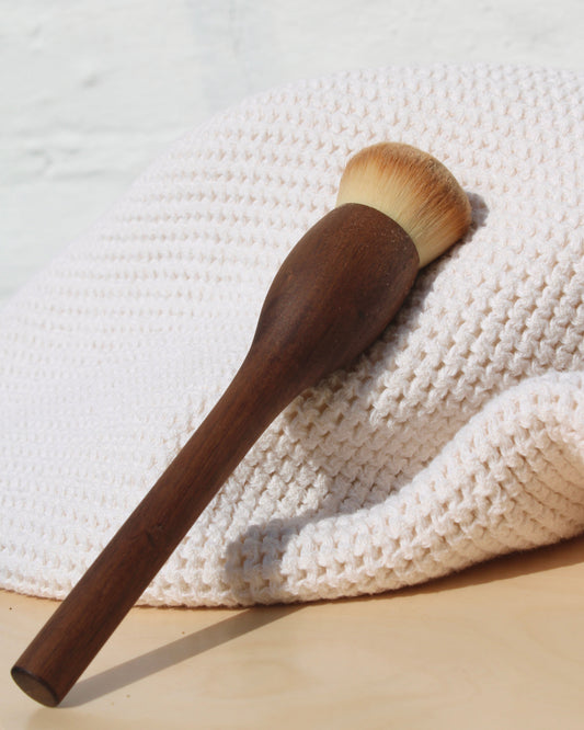 Dry Shampoo Brush
