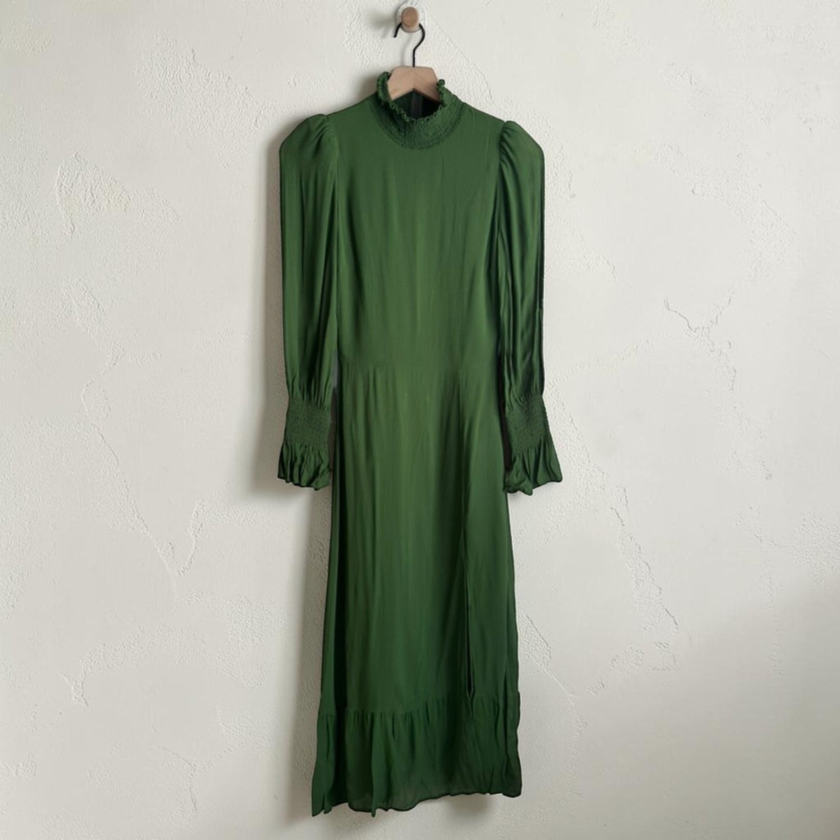 Reformation Green Long Sleeve Midi Dress | Size 4