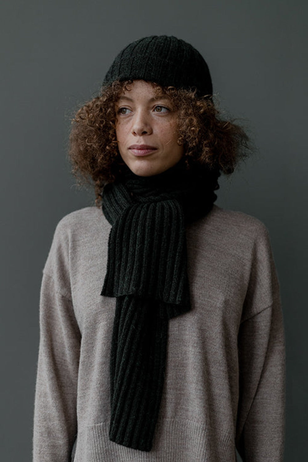 Baby Alpaca Ribbed Beanie | Green Envy