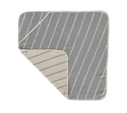 Raita Hooded Towel | Cloud + Ice Blue