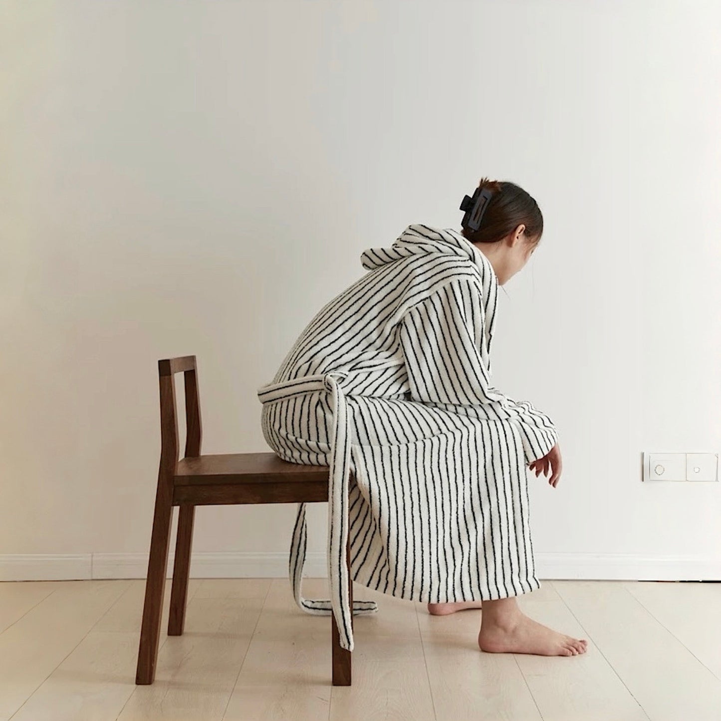 Scandi Retro 100% Long-stapled Cotton Stripe Hooded Bathrobe