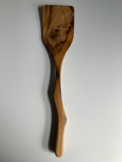 Wavy Teak Spatulas