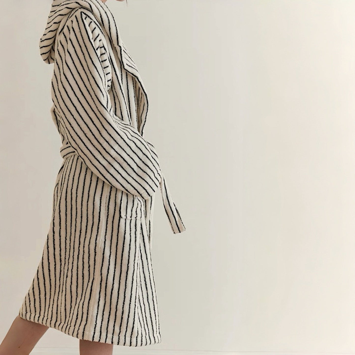 Scandi Retro 100% Long-stapled Cotton Stripe Hooded Bathrobe