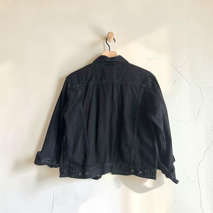 Levi's Black Ex-Boyfriend Trucker Jacket | Size Medium