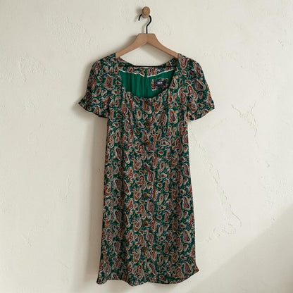 Short Sleeve Green Paisley Button Front Mini Dress | Size 8