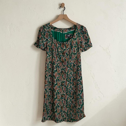 Short Sleeve Green Paisley Button Front Mini Dress | Size 8