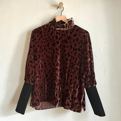 Long Sleeve Animal Print Velvet Blouse | Size Medium