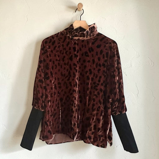 Long Sleeve Animal Print Velvet Blouse | Size Medium