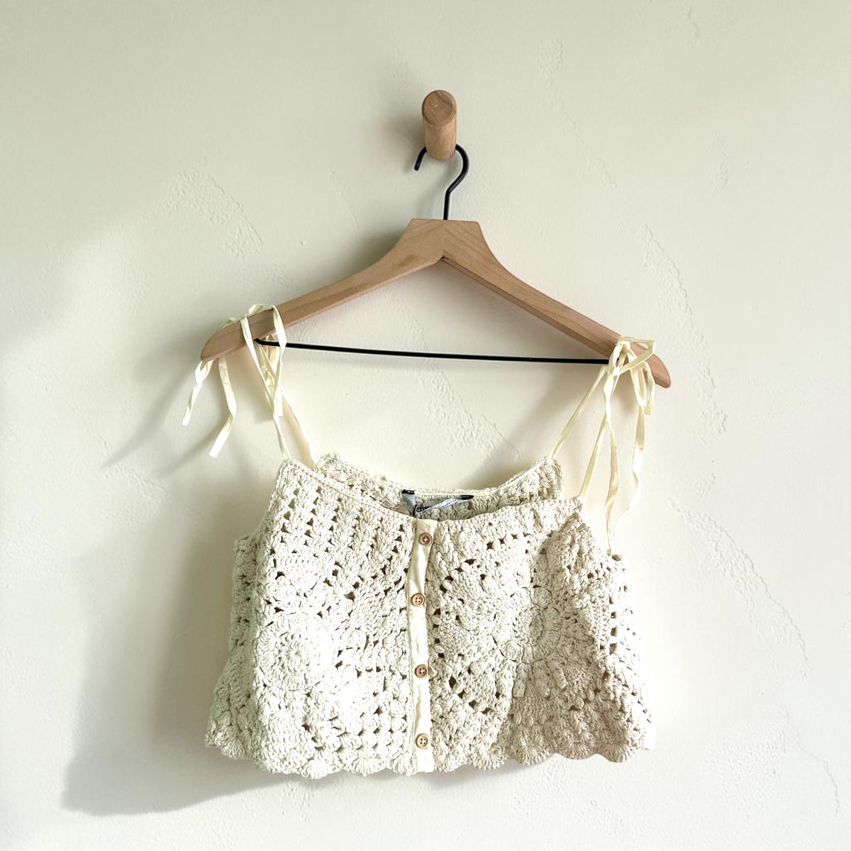 Ivory Crochet Crop Top | Size Large